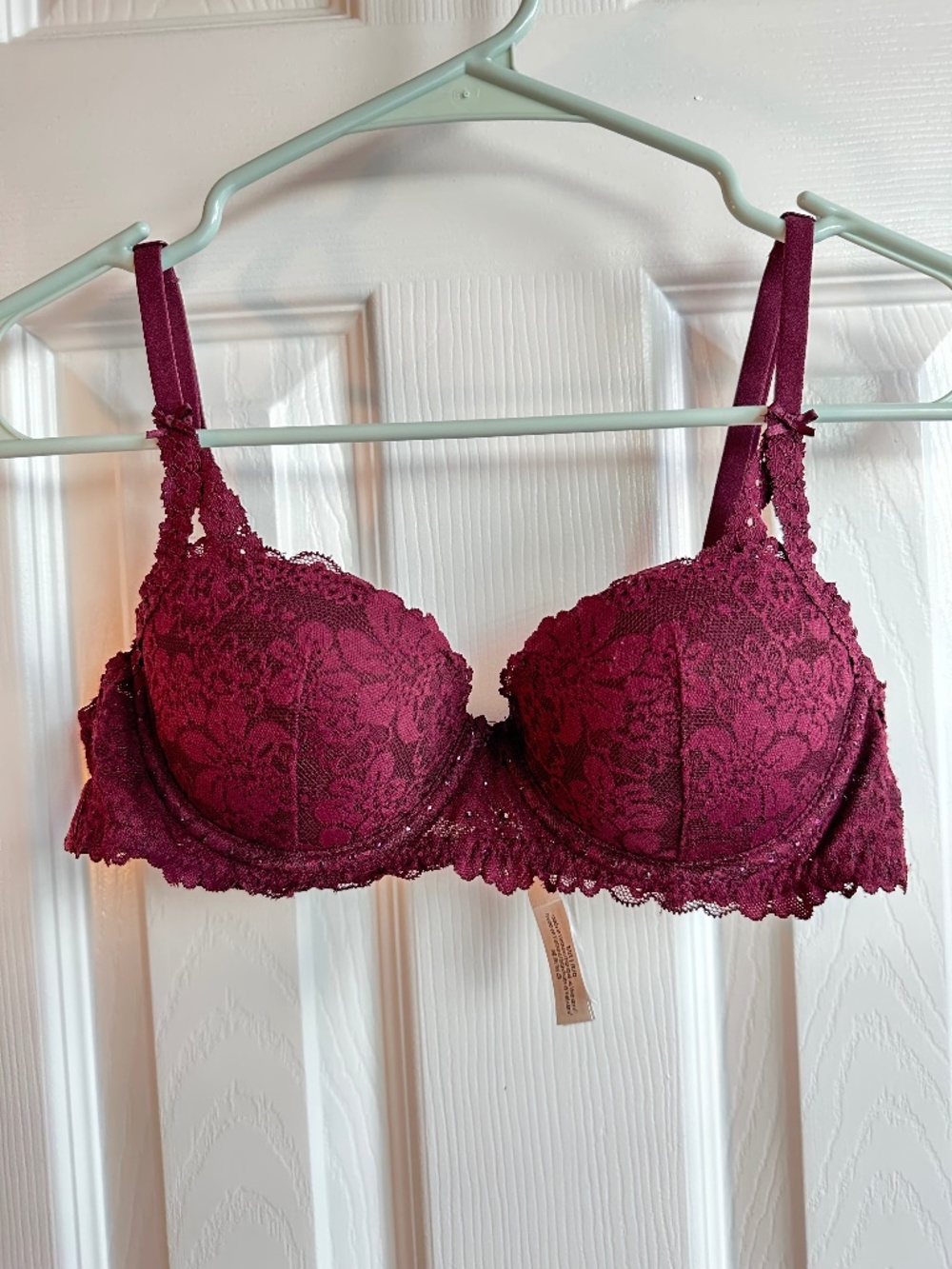 Victoria's Secret Lace Lightly Lined Balconette Underwire Bra 32B Burgundy